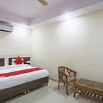 Hotel Rampal Palace
